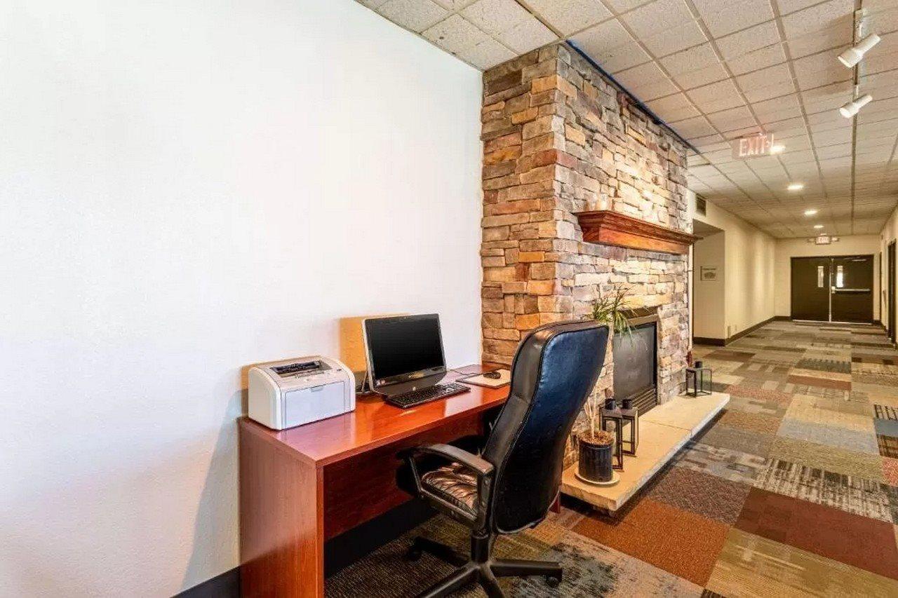 Econo Lodge Fredonia Buitenkant foto