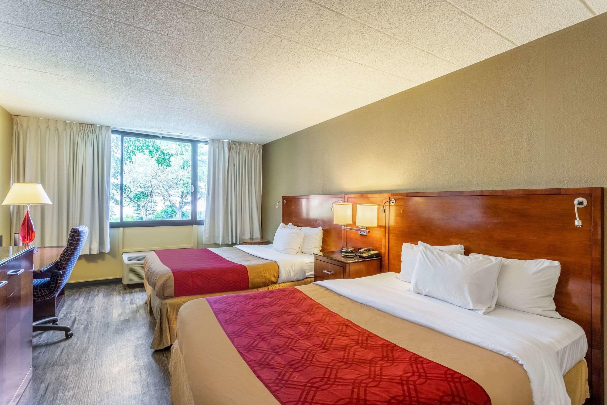 Econo Lodge Fredonia Buitenkant foto